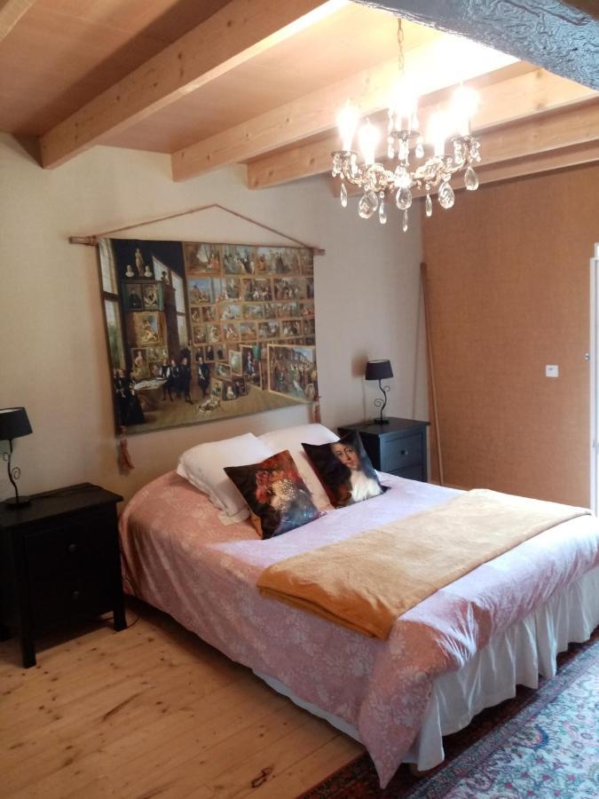 דירות Ver  Chambre D'Hotes Acces Separe Et Possibilite Table D'Hotes Sur Reservation מראה חיצוני תמונה