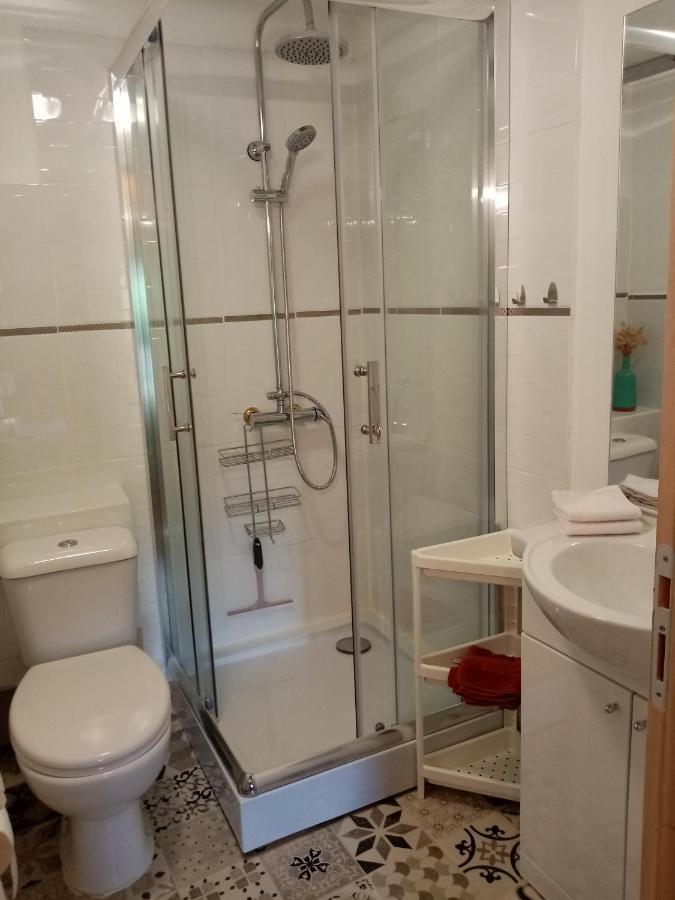 דירות Ver  Chambre D'Hotes Acces Separe Et Possibilite Table D'Hotes Sur Reservation מראה חיצוני תמונה